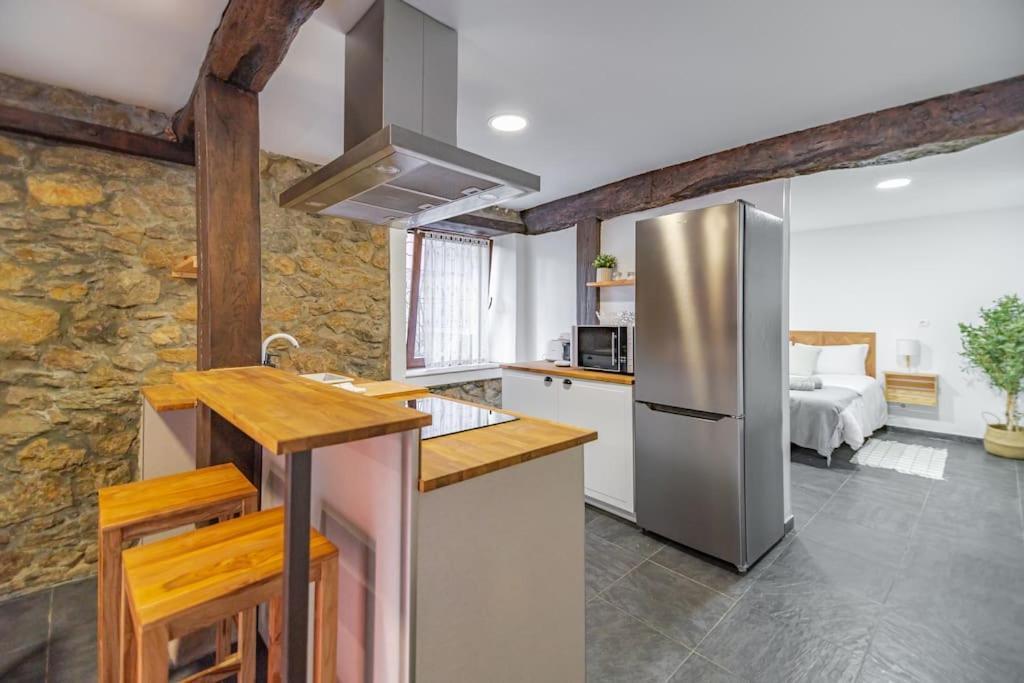 Precioso Piso Estilo Rustico A 10 Min De Santander Apartment Camargo Luaran gambar