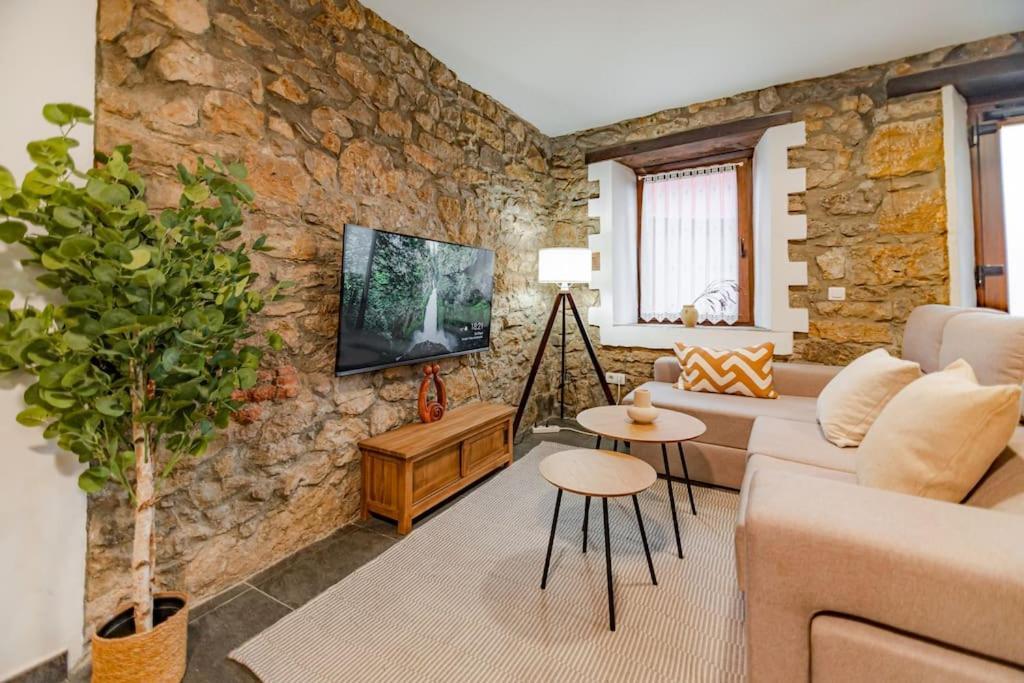 Precioso Piso Estilo Rustico A 10 Min De Santander Apartment Camargo Luaran gambar